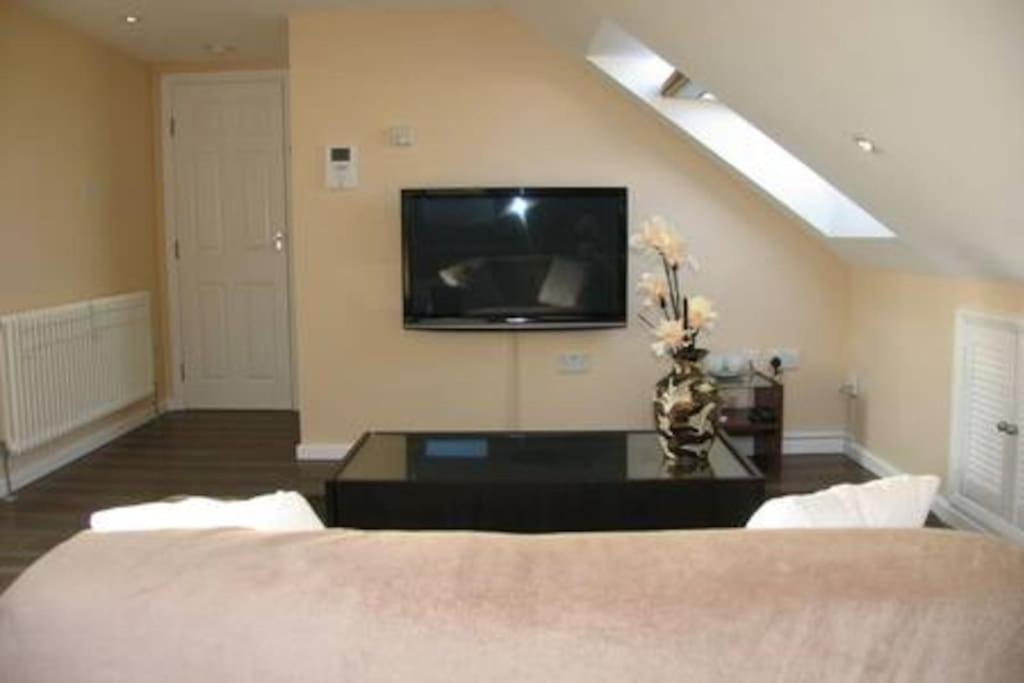 Modern Cosy Private Studio, Wifi, Ip-Tv, Must See ラムフォード エクステリア 写真